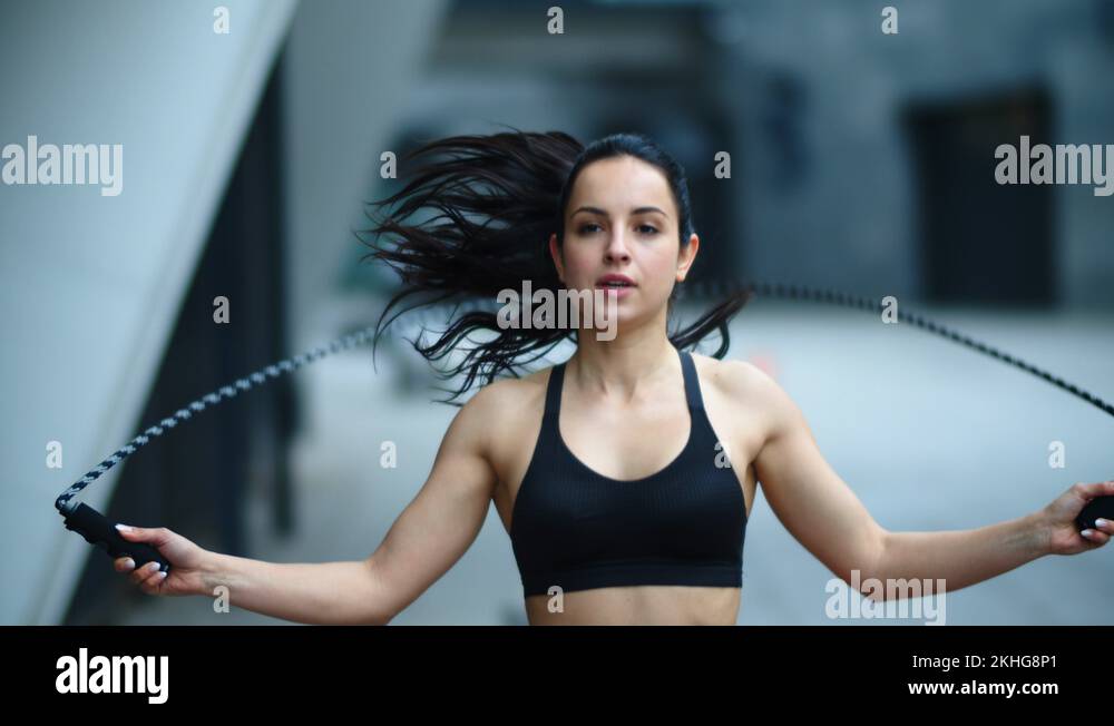 Skip rope exercise Stock Videos & Footage - HD and 4K Video Clips - Alamy