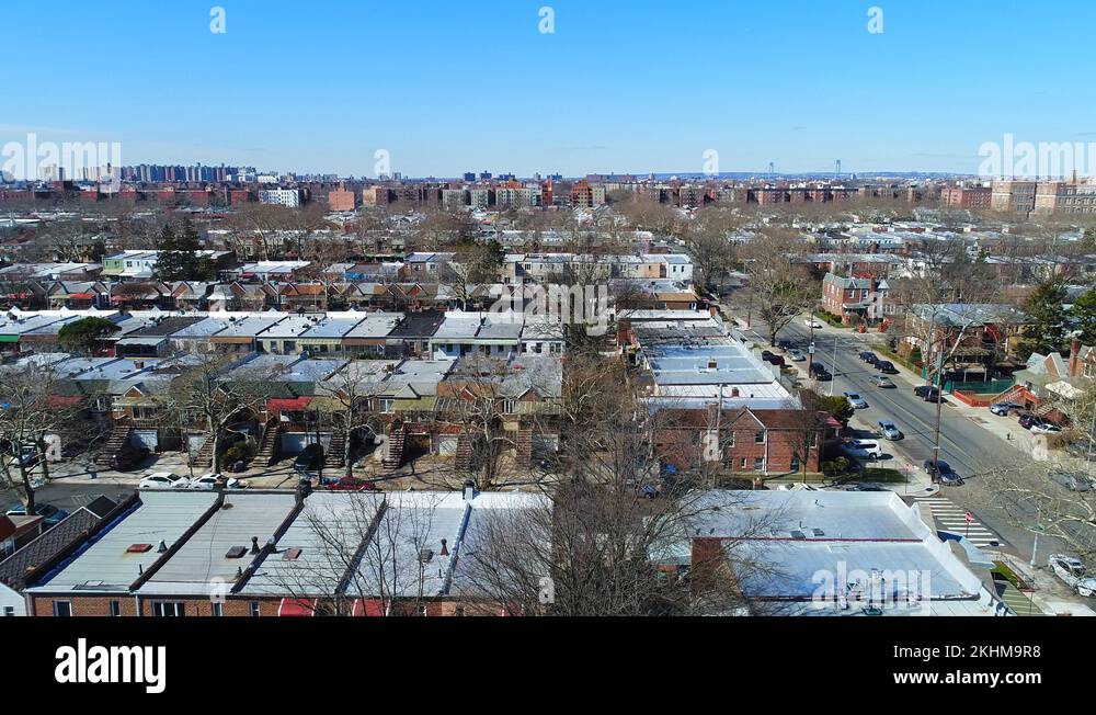 Slider Shot View of Brooklyn Single Family Homes in Sheepshead Bay, NY
