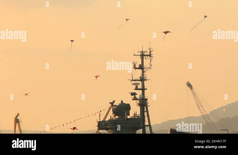 War kites Stock Videos & Footage HD and 4K Video Clips Alamy