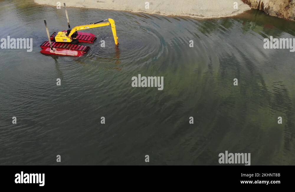 Excavator canal Stock Videos & Footage - HD and 4K Video Clips - Alamy