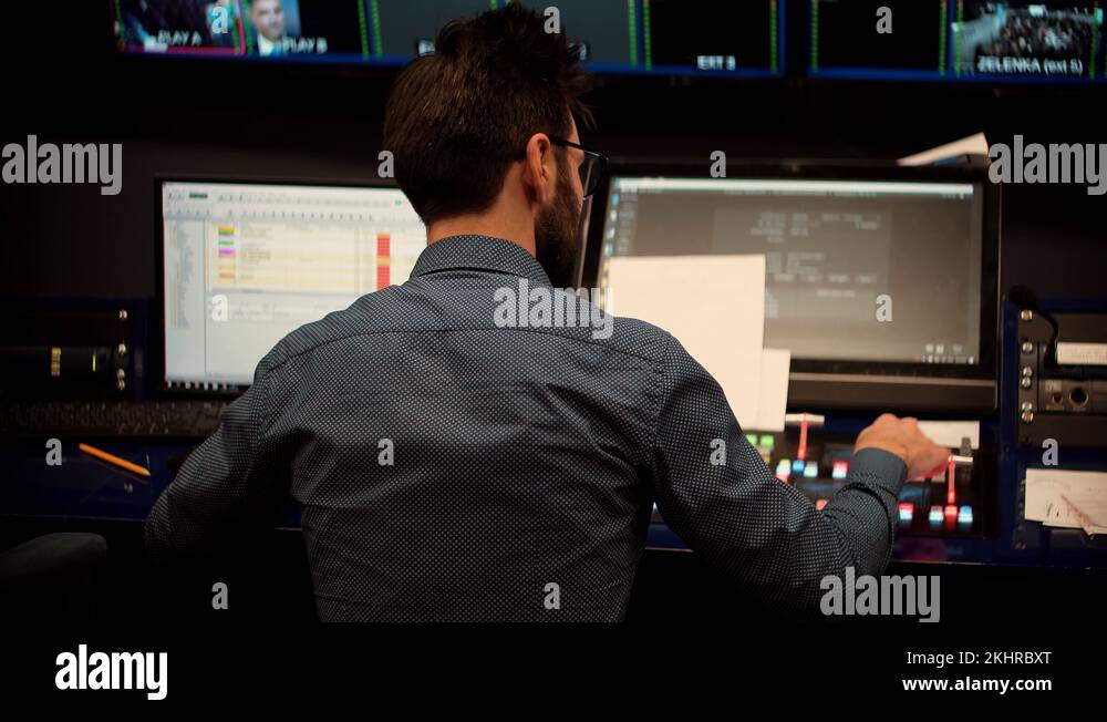 Studiodirector Stock Videos & Footage HD and 4K Video Clips Alamy