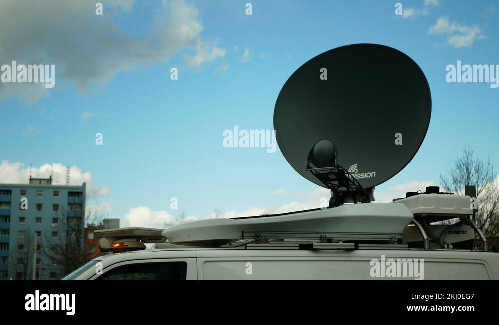 Satellite television car Stock Videos & Footage HD and 4K Video Clips