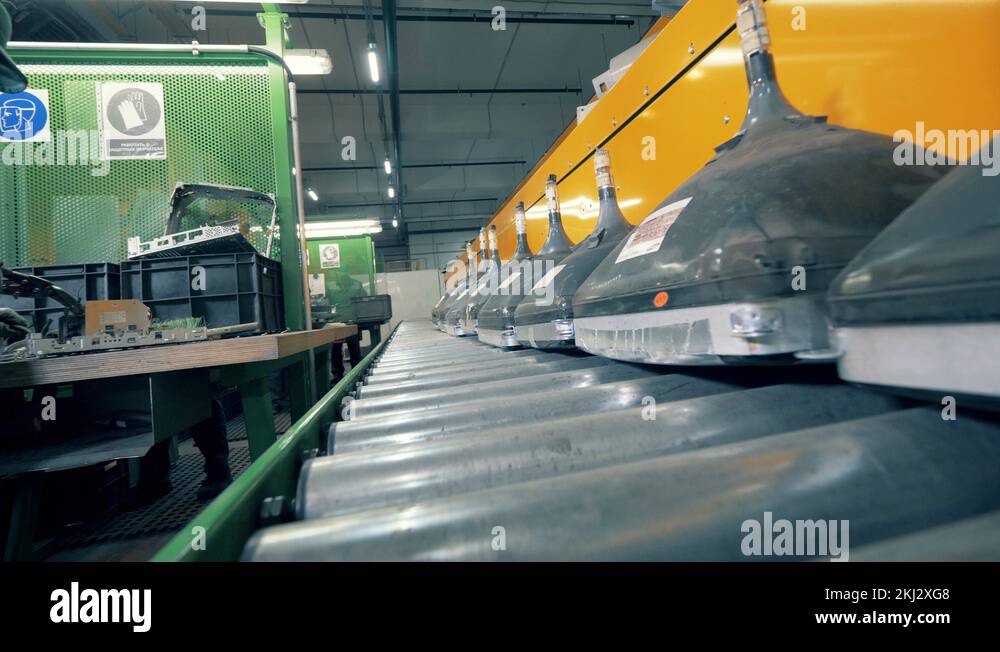 Television tubes Stock Videos & Footage HD and 4K Video Clips Alamy