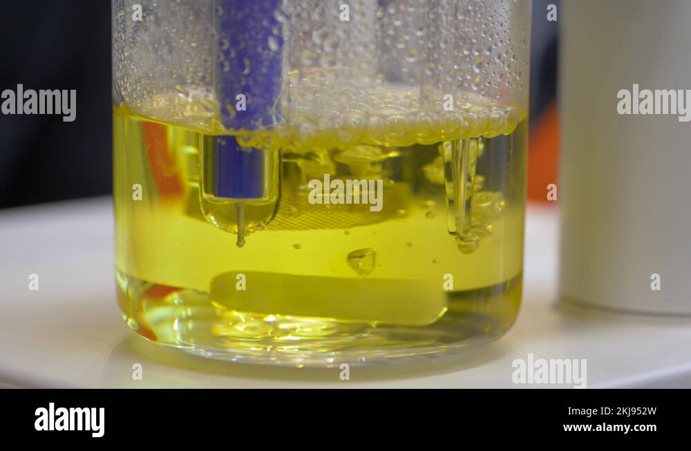 mixer with moving stir bar for mixing liquid laboratory