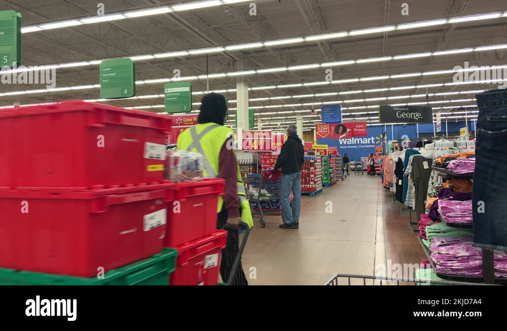 Busy supermarket aisle Stock Videos & Footage HD and 4K Video Clips