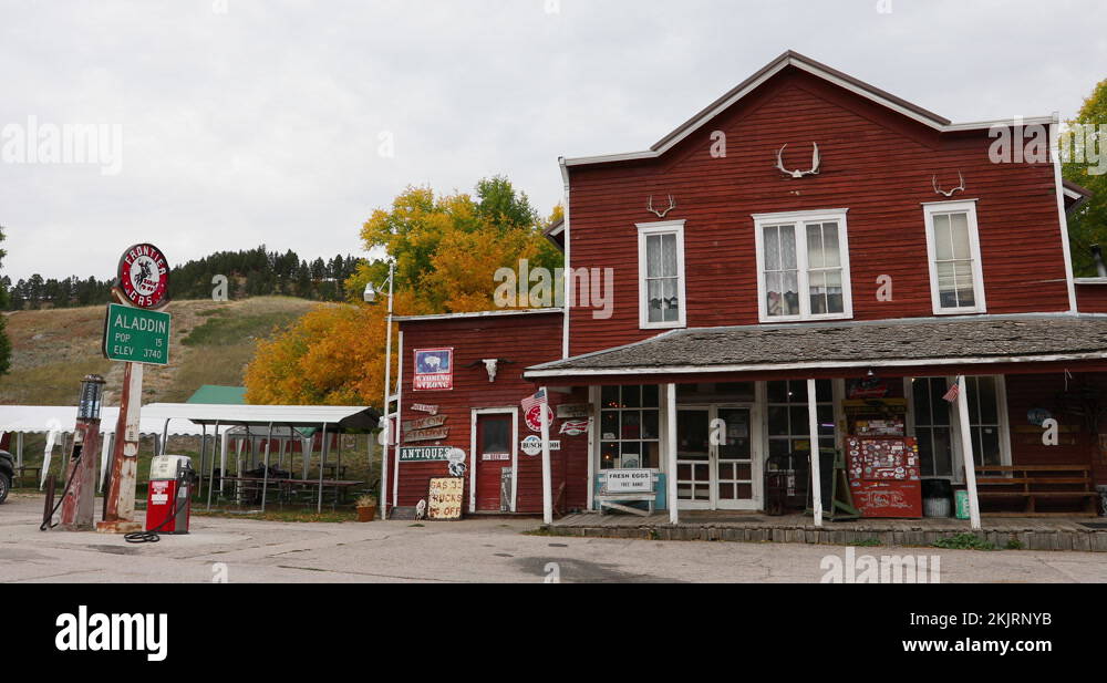 Aladdin historic city Wyoming gas station and store pan 4K Stock Video