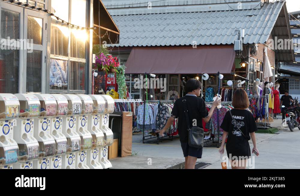 Srinagarindra train night market Stock Videos & Footage HD and 4K Video Clips Alamy