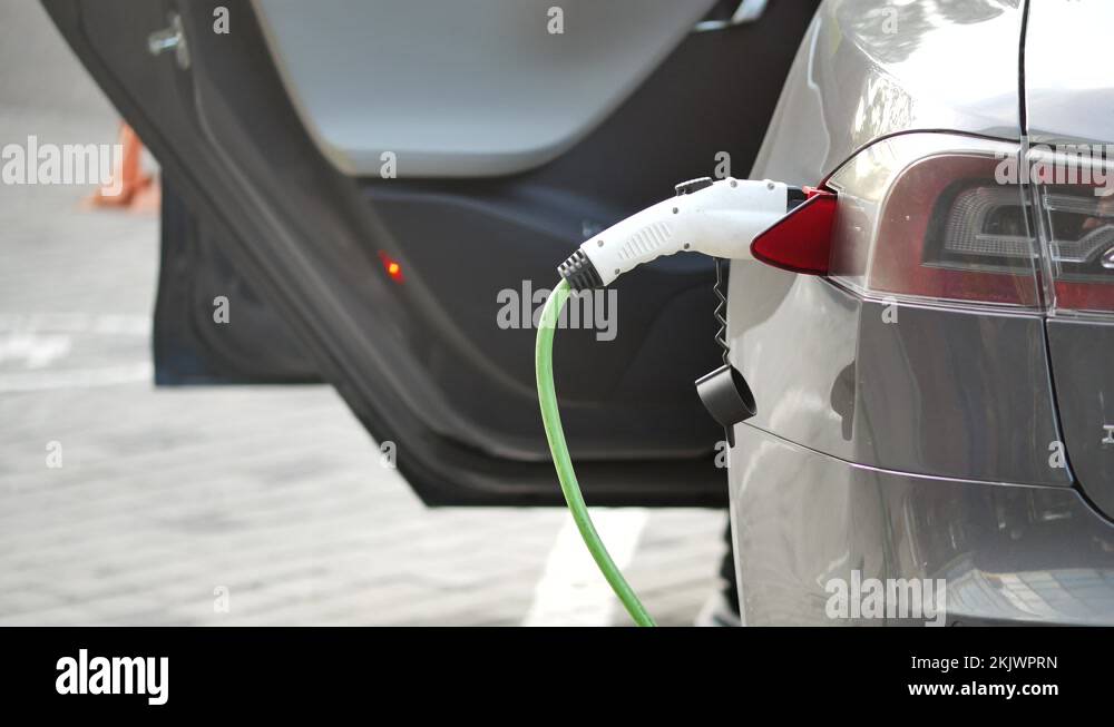 Running batteries Stock Videos & Footage HD and 4K Video Clips Alamy