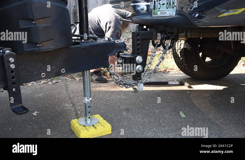 RV Details. Hooking up the stabilizer bars for a safer smoother ride