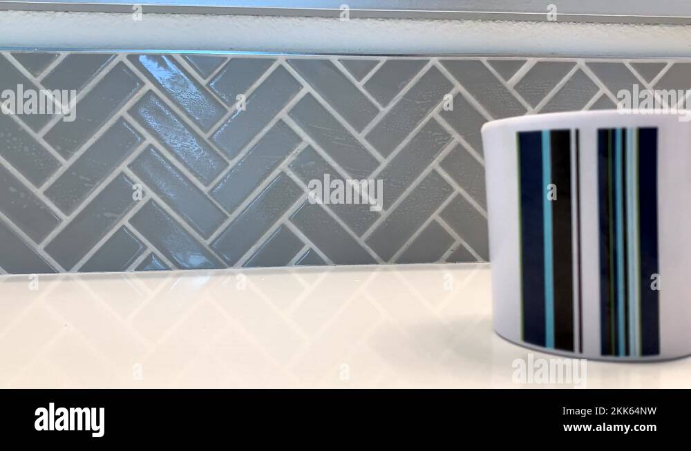Grey tile backsplash Stock Videos & Footage HD and 4K Video Clips Alamy