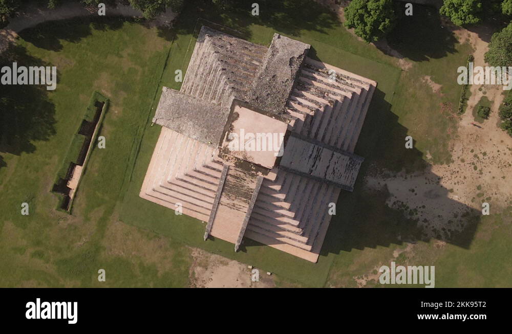 Kukulkan temple pyramid Stock Videos & Footage - HD and 4K Video Clips ...