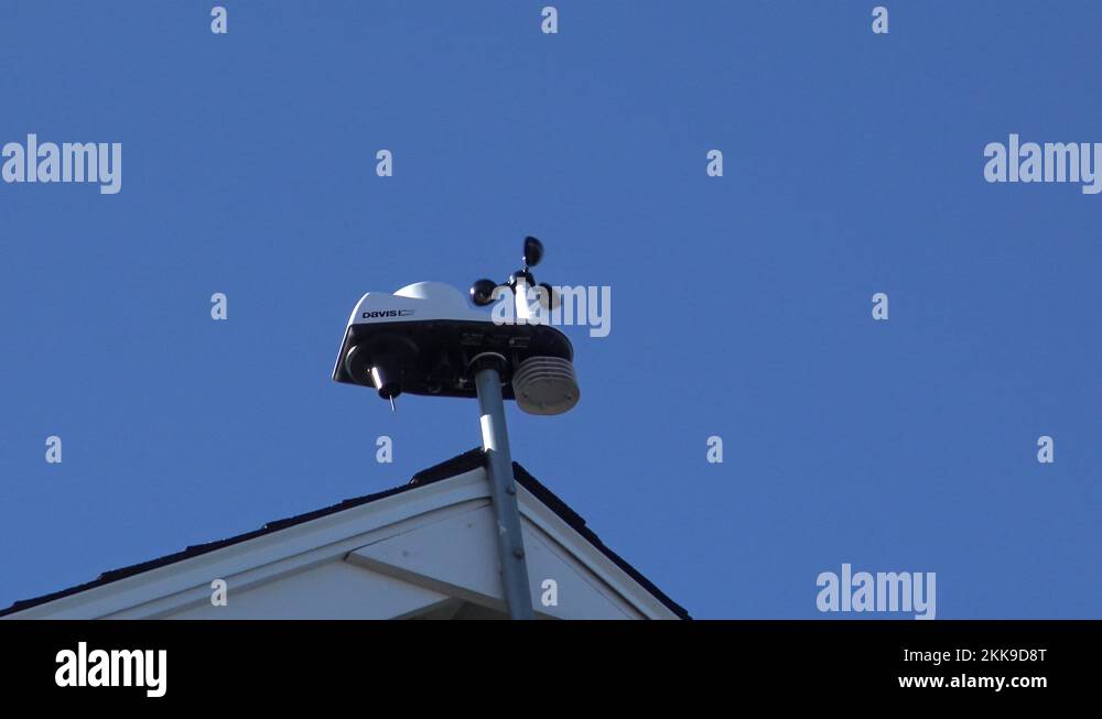 Wind Sensor In Building Windsensoronroof Stock Videos & Footage - HD and 4K Video Clips - Alamy