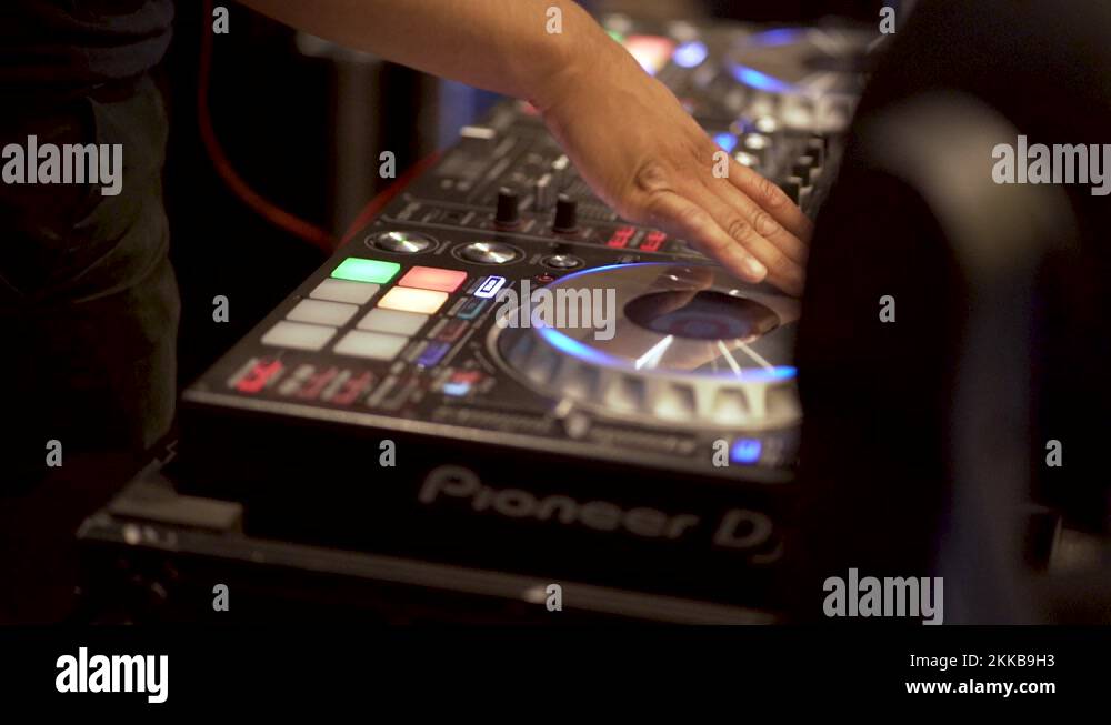 Pioneer mixing deck Stock Videos & Footage HD and 4K Video Clips Alamy