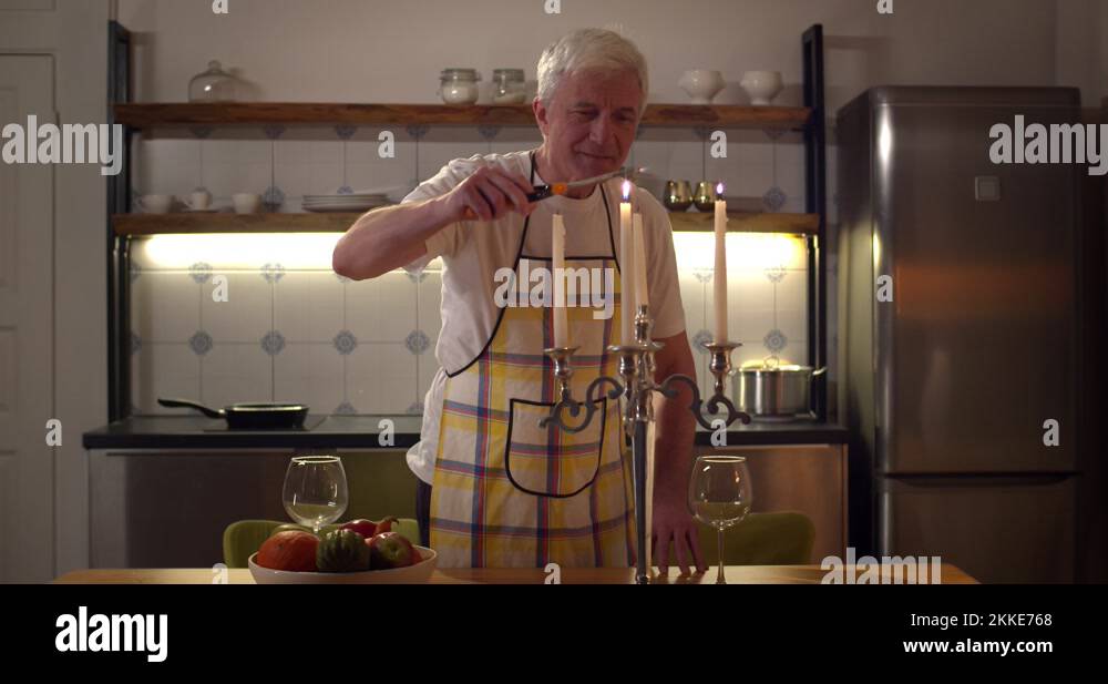 Apron lighting Stock Videos & Footage HD and 4K Video Clips Alamy