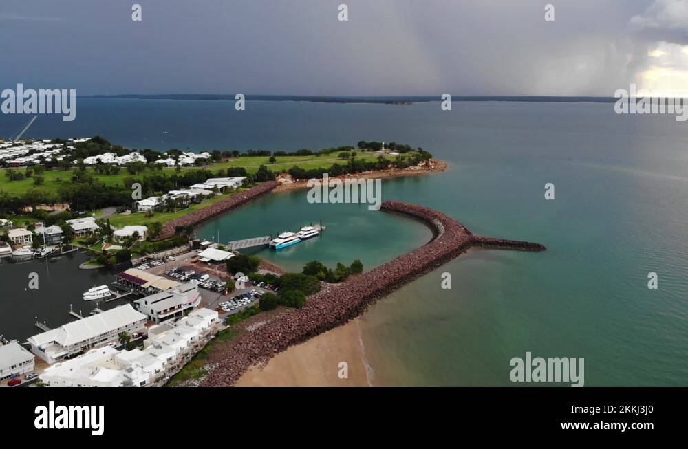 Cullen bay darwin nt Stock Videos & Footage HD and 4K Video Clips Alamy