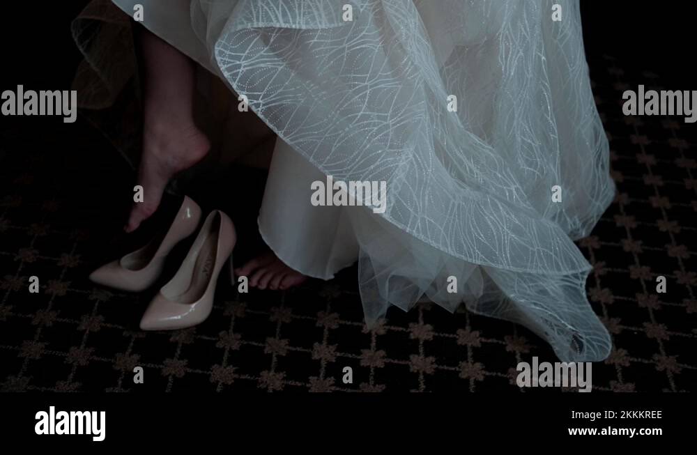 Lifting up dress Stock Videos & Footage - HD and 4K Video Clips - Alamy