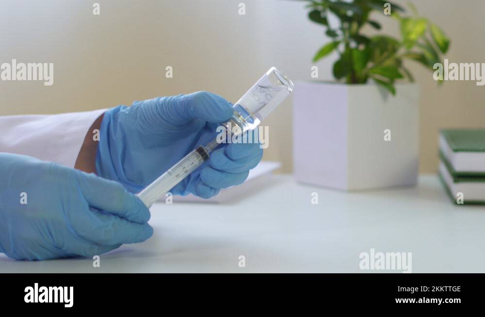 Draw up syringe Stock Videos & Footage HD and 4K Video Clips Alamy