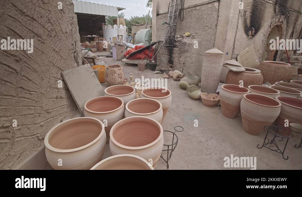 Large Clay Pots Stock Videos Footage Hd And 4k Video Clips Alamy
