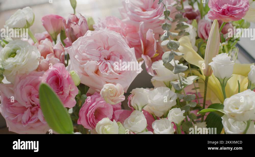 Flower bouquet home bouquet Stock Videos & Footage HD and 4K Video Clips Alamy