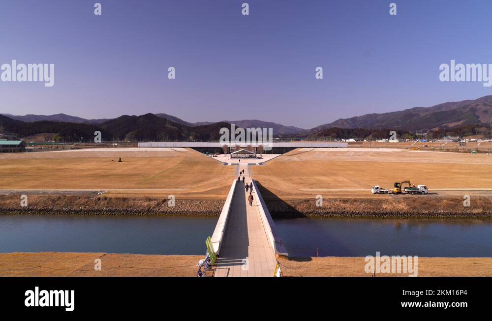 Live footage of tsunami in california