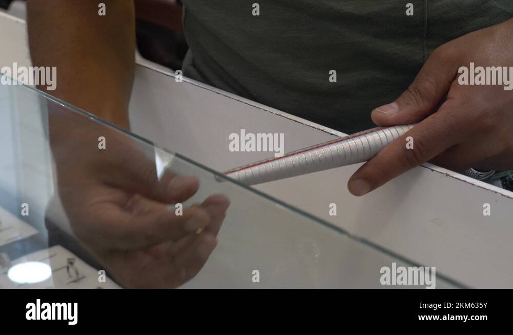 Tool sizes Stock Videos & Footage HD and 4K Video Clips Alamy