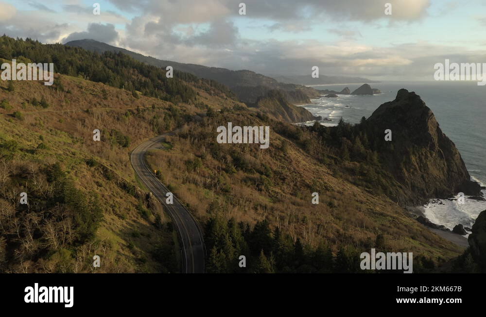 Roadtrip hwy 101 Stock Videos & Footage - HD and 4K Video Clips - Alamy