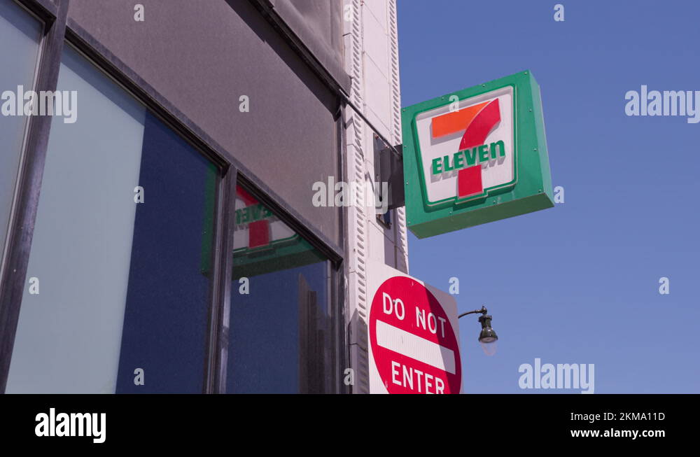 Convenience store sign signage logo Stock Videos & Footage HD and 4K Video Clips Alamy