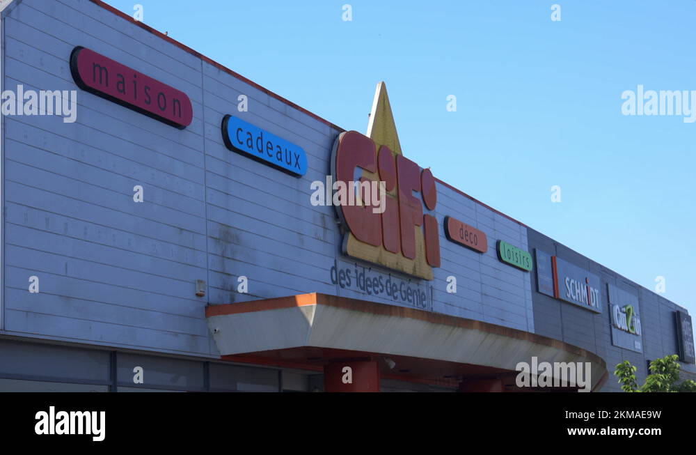 Cost logo Stock Videos & Footage HD and 4K Video Clips Alamy