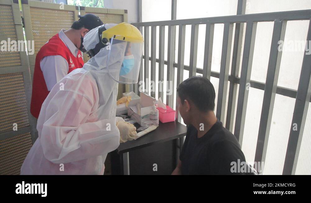 RANDOM PEOPLE GET ANTIGEN SWAP TEST AT TANAH ABANG STATION, JAKARTA