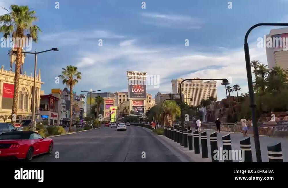 Driving on Las Vegas strip video, 4k Las Vegas Boulevard, Time Lapse