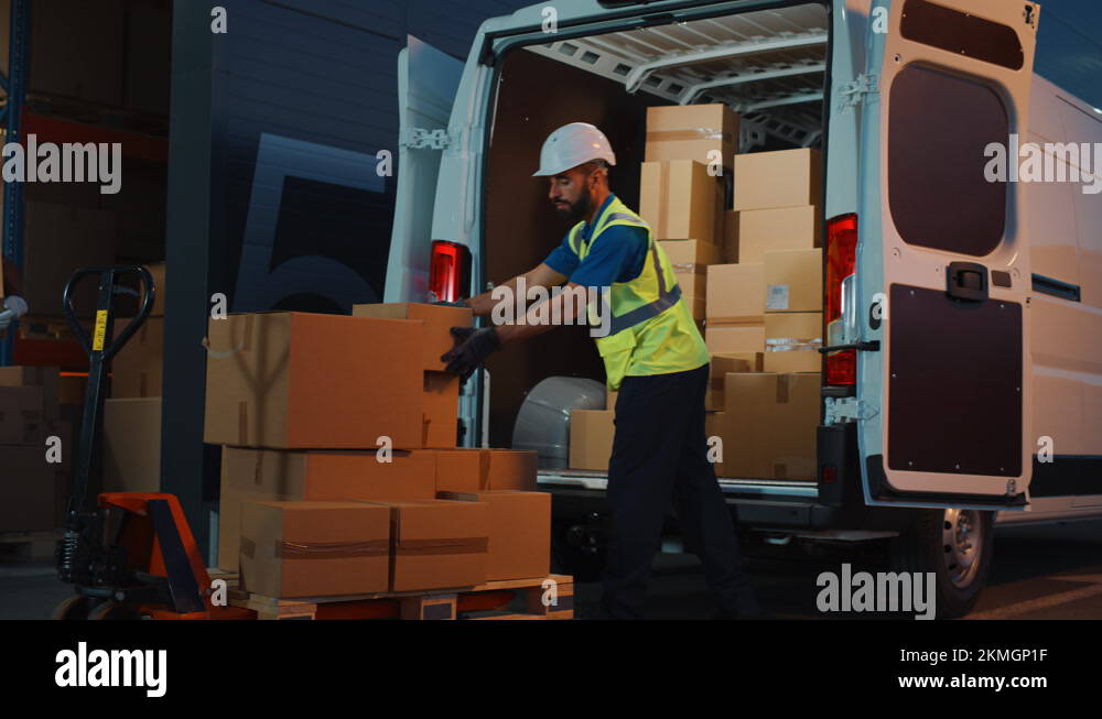 Dispatch van Stock Videos & Footage - HD and 4K Video Clips - Alamy
