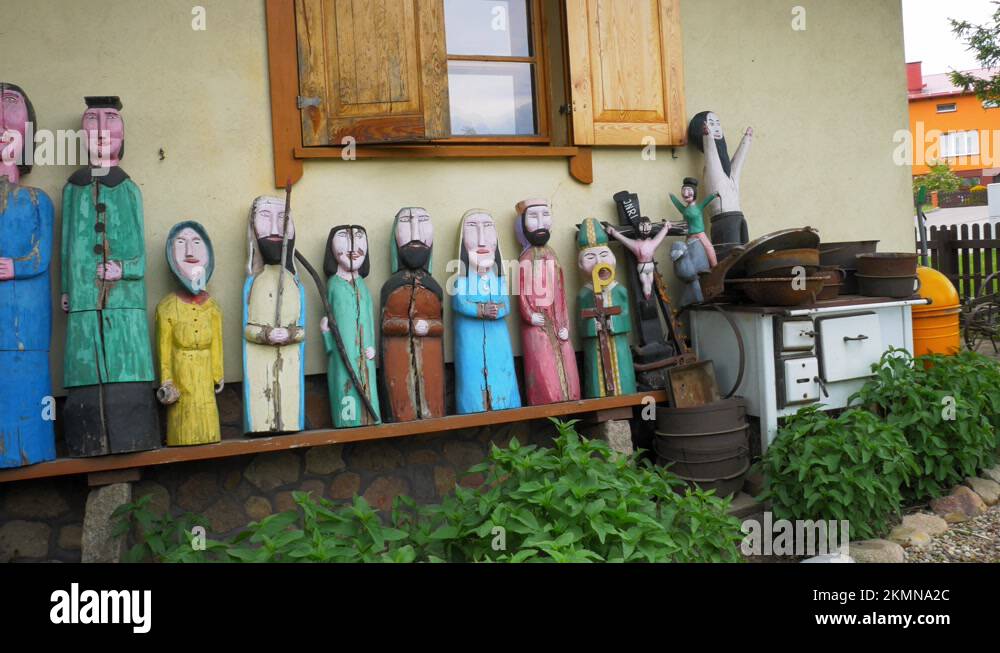 Wooden tree sculptures Stock Videos & Footage - HD and 4K Video Clips ...