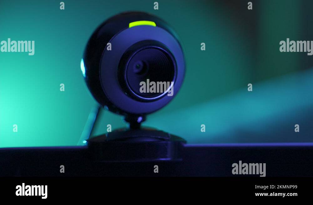 cam turns on recording as hand moves to check if it is working in