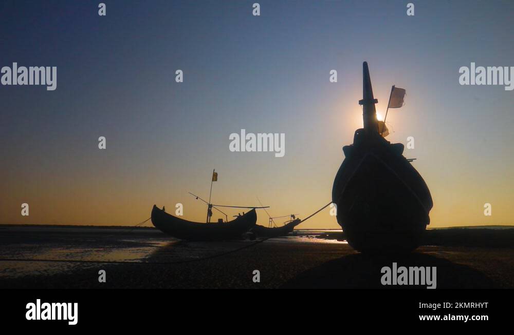Traditional trawlers Stock Videos & Footage HD and 4K Video Clips Alamy