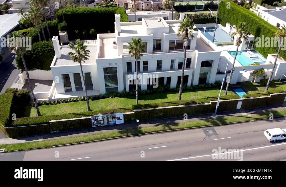 Mansion court Stock Videos Footage HD and 4K Video Clips Alamy Mansion court Stock Videos Footage HD and 4K Video Clips Alamy