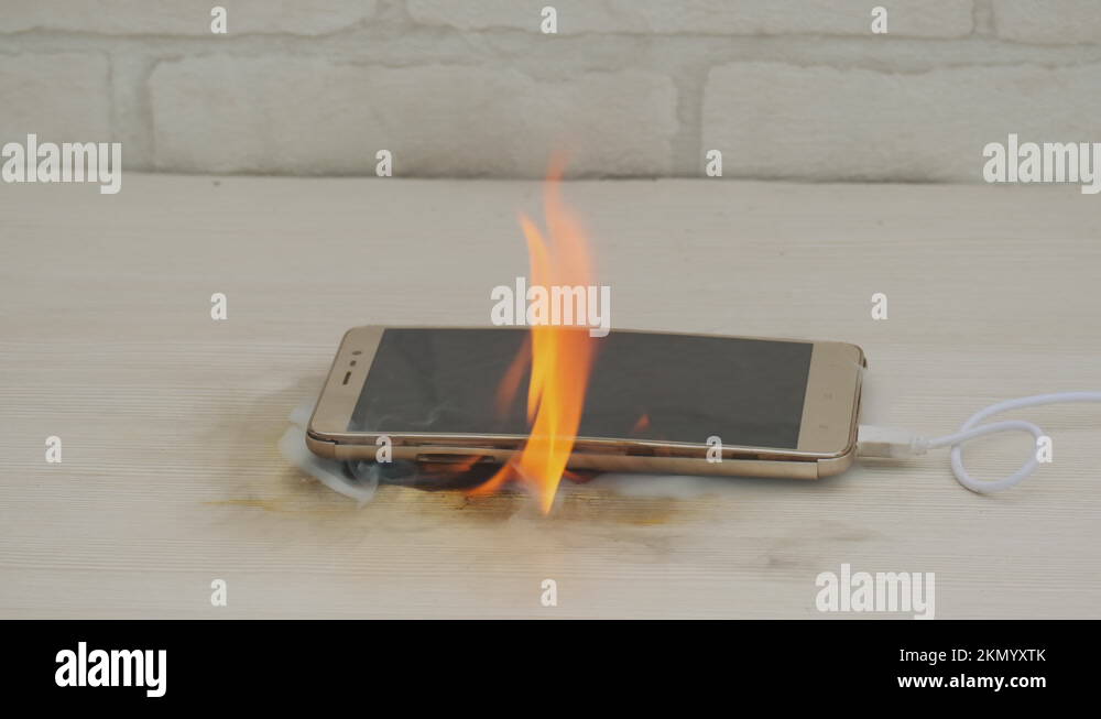 Swollen battery Stock Videos & Footage HD and 4K Video Clips Alamy