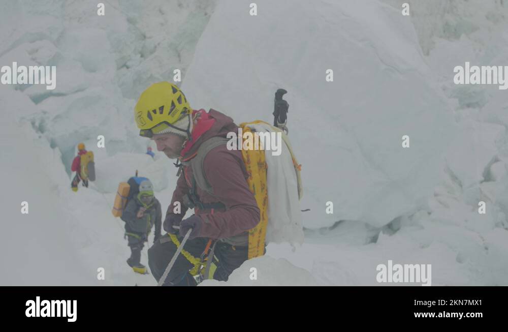 Mount everest climbing Stock Videos & Footage HD and 4K Video Clips