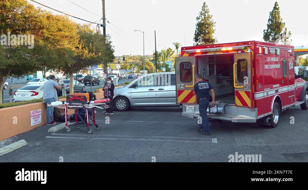 Car accident paramedic wreck Stock Videos & Footage HD and 4K Video Clips Alamy