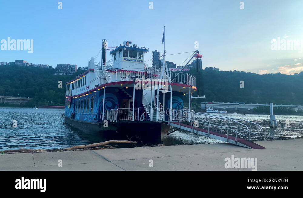 Three Rivers Queen 3 rivers Stock Videos & Footage - HD and 4K Video Clips - Alamy