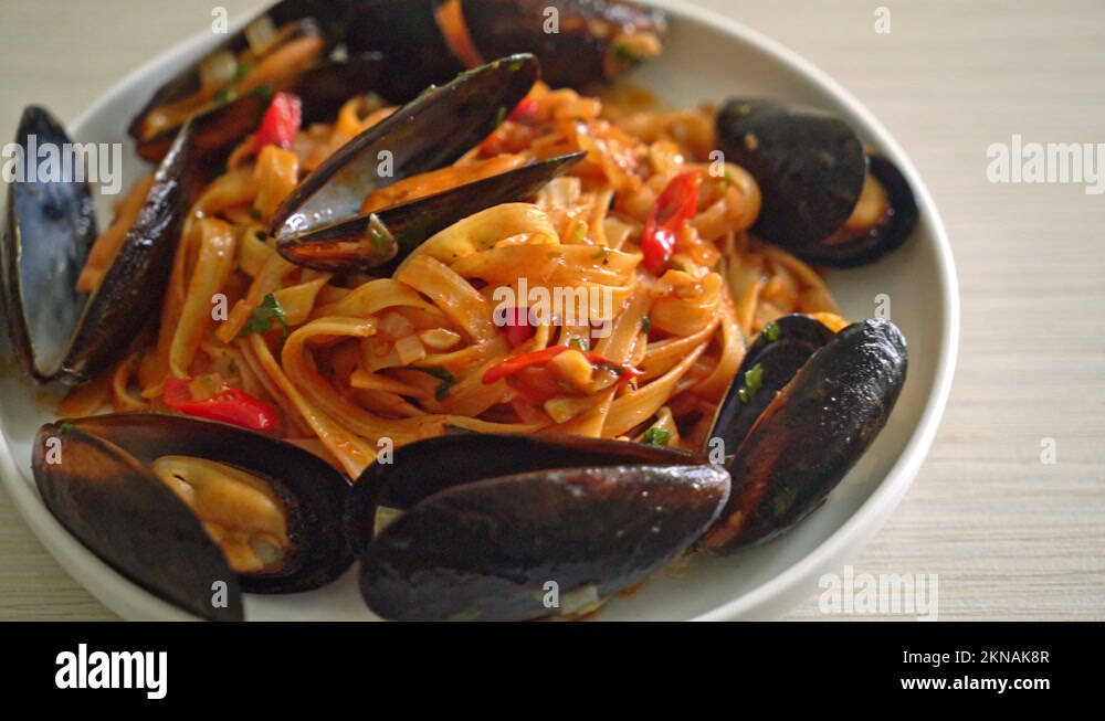 Spaghetti with mussels and clams Stock Videos & Footage HD and 4K