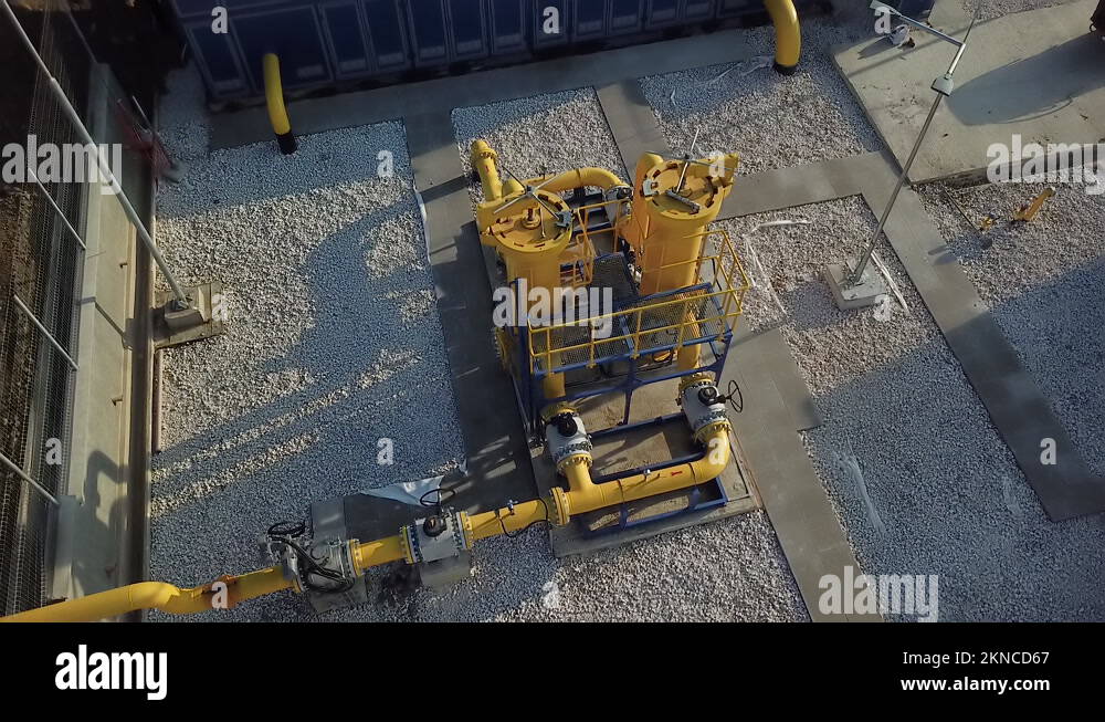 Wellhead tower Stock Videos & Footage HD and 4K Video Clips Alamy