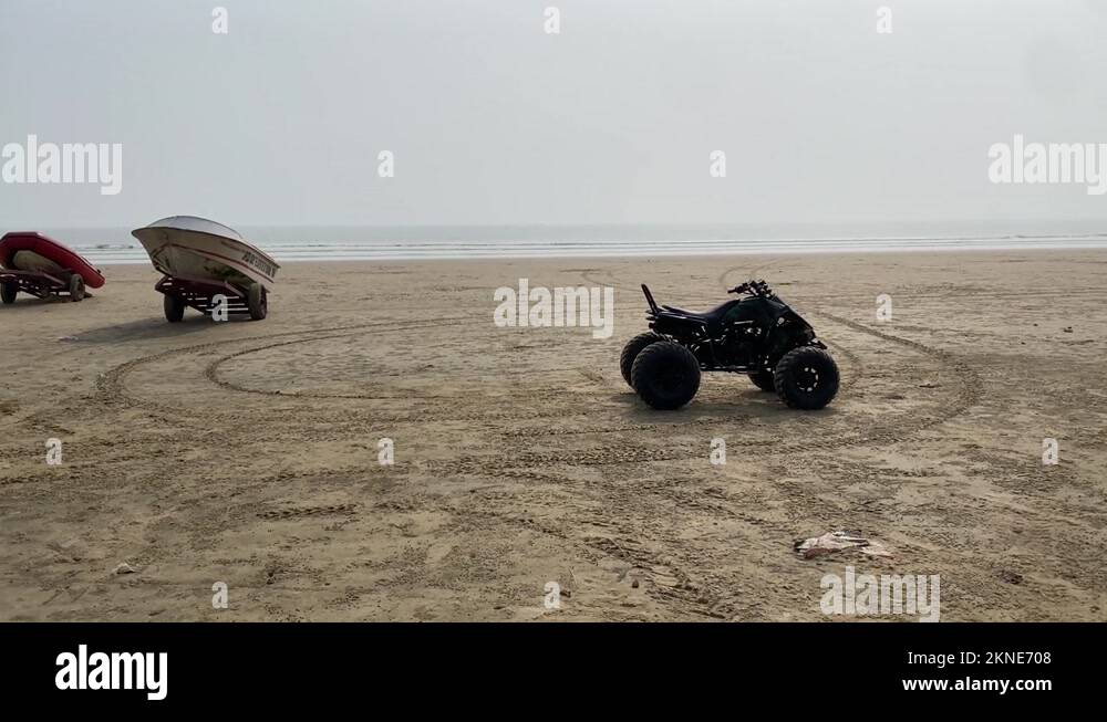 Quad bikes beach Stock Videos & Footage HD and 4K Video Clips Alamy