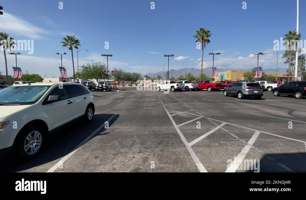 Car dealership usa Stock Videos & Footage HD and 4K Video Clips Alamy