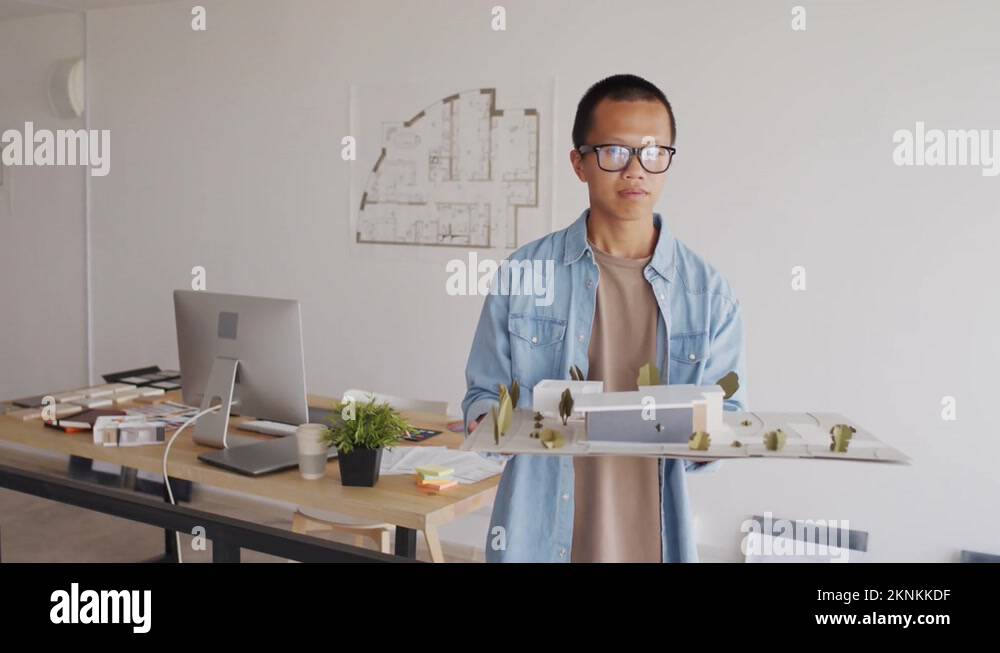 Portrait layout Stock Videos & Footage - HD and 4K Video Clips - Alamy