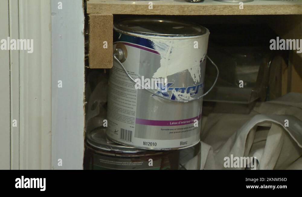 Empty paint cans Stock Videos & Footage HD and 4K Video Clips Alamy