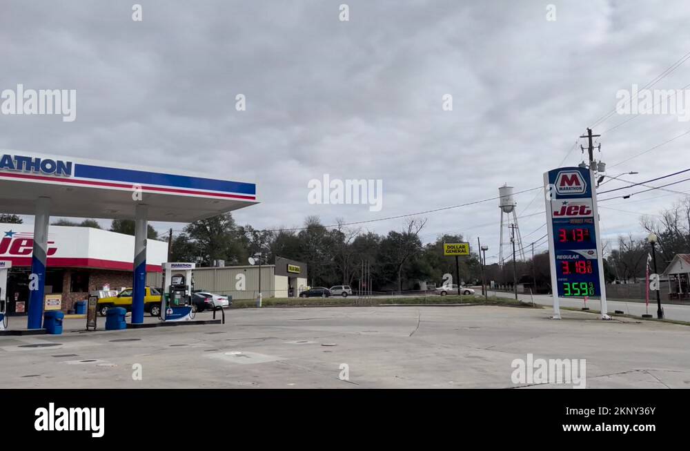 Pan Marathon gas station gas prices and Dollar general in background