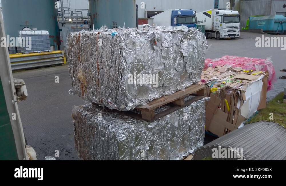 Aluminium foil trays Stock Videos & Footage HD and 4K Video Clips Alamy