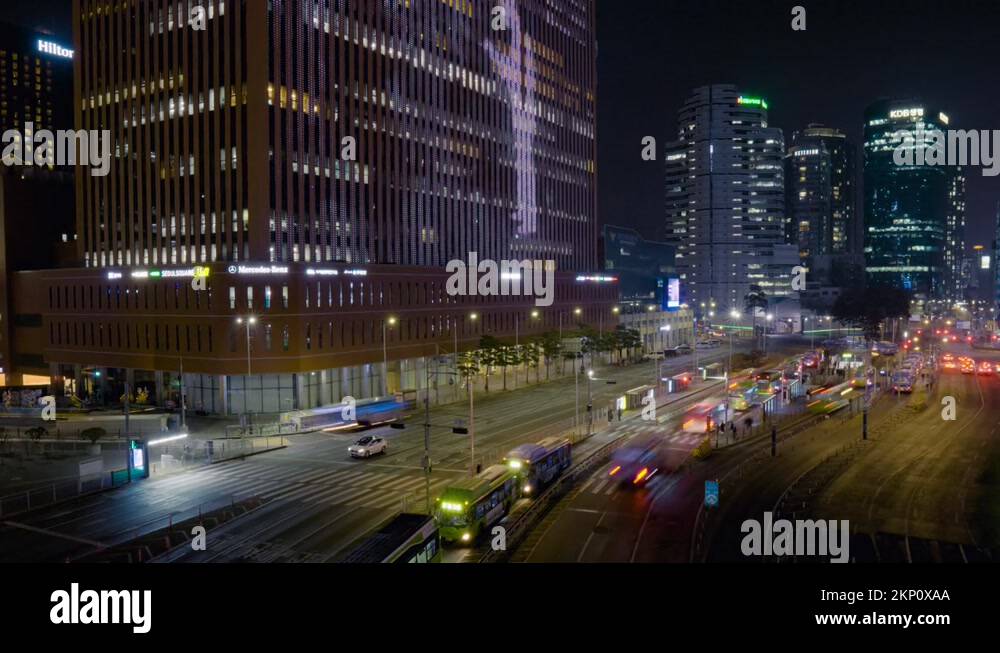 Transfer buses Stock Videos & Footage HD and 4K Video Clips Alamy