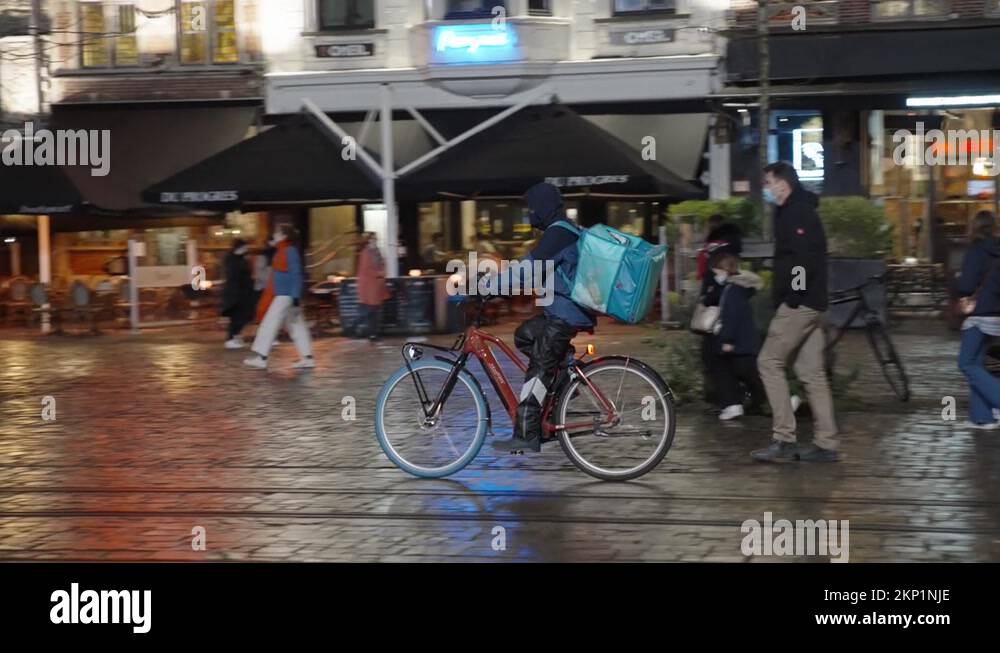 Deliveroo Worker Bike Stock Videos Footage Hd And 4k Video Clips