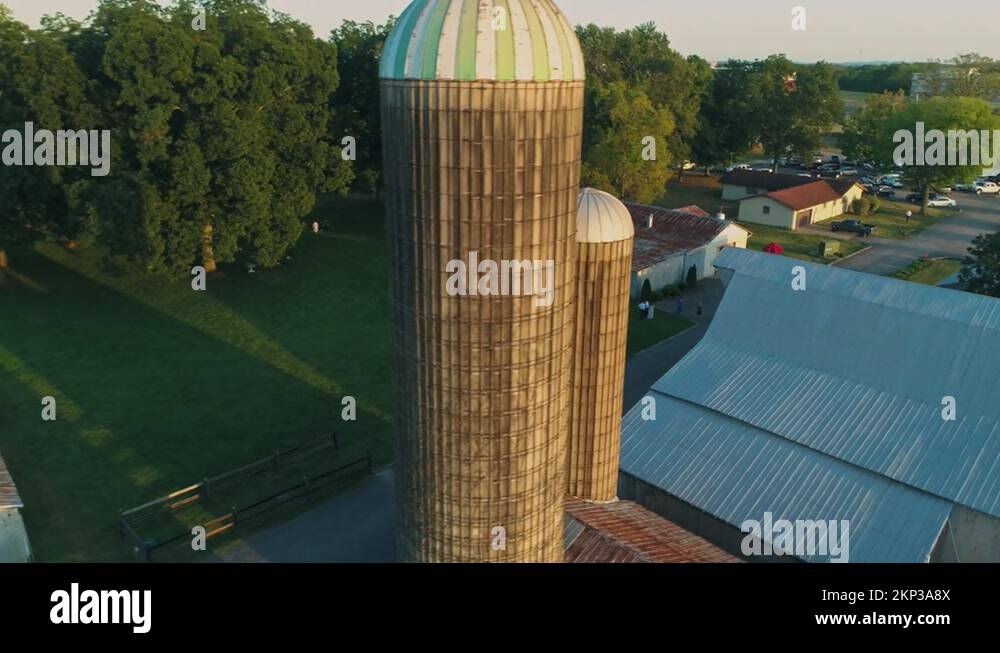 Silos barn farm Stock Videos & Footage HD and 4K Video Clips Alamy